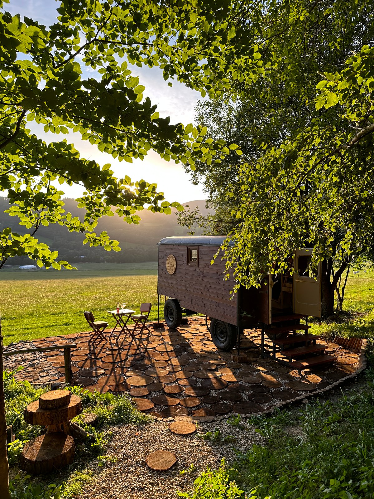 Booda vznikla z lásky k místu, kde její majitelka trávila dětství.