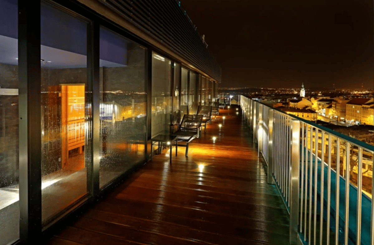 Venkovní terasy, Saunia