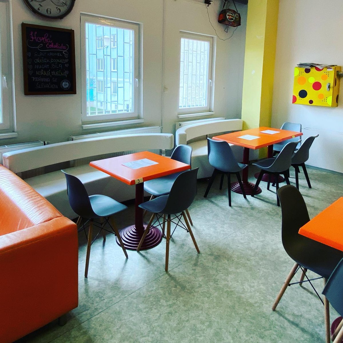 Interiér Rossa Café