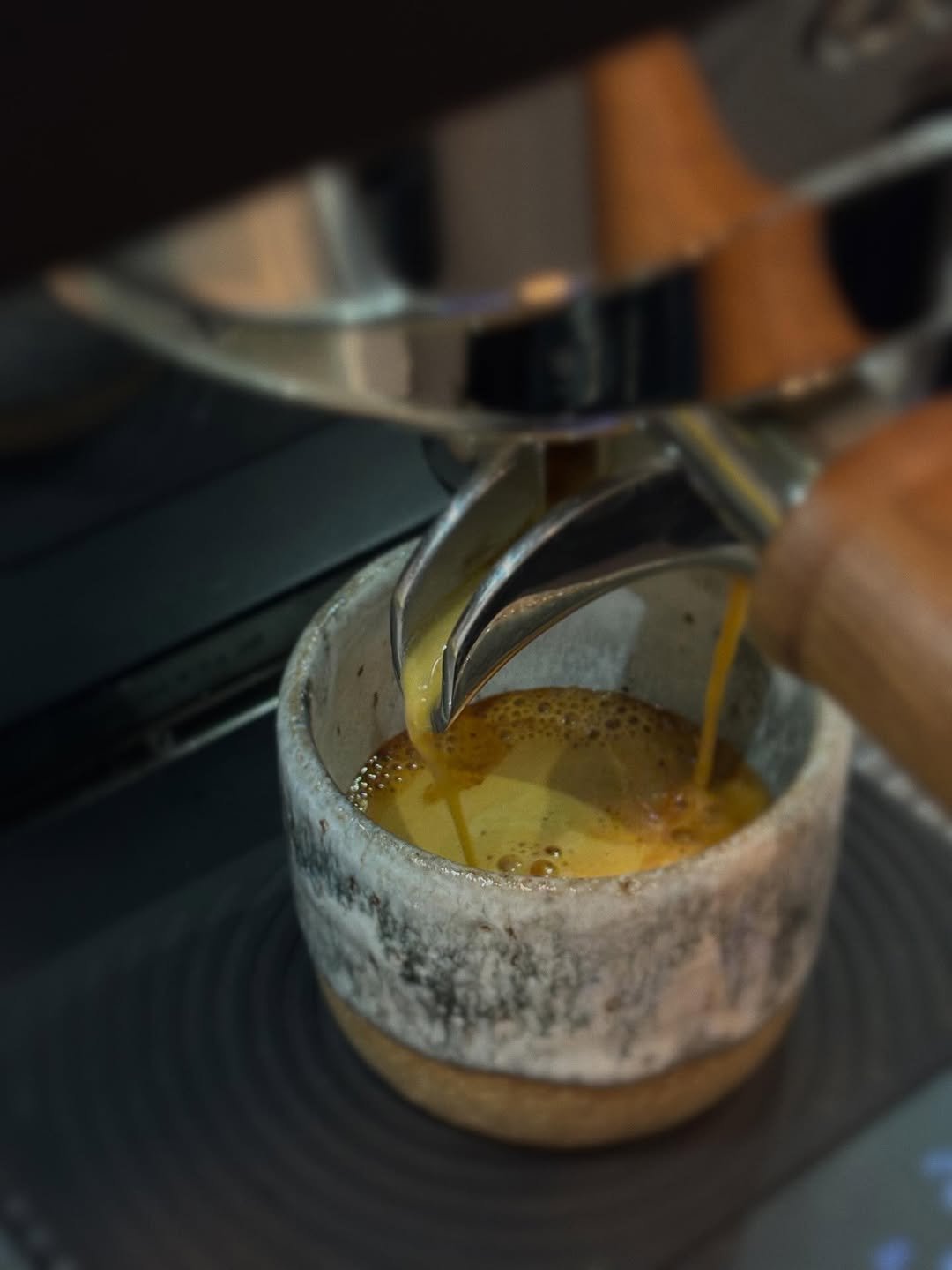 Vychutnejte si výběrovou kávu od Fathers Coffee Roastery.