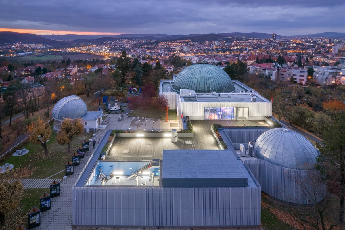 Budova Hvězdárny a planetária Brno