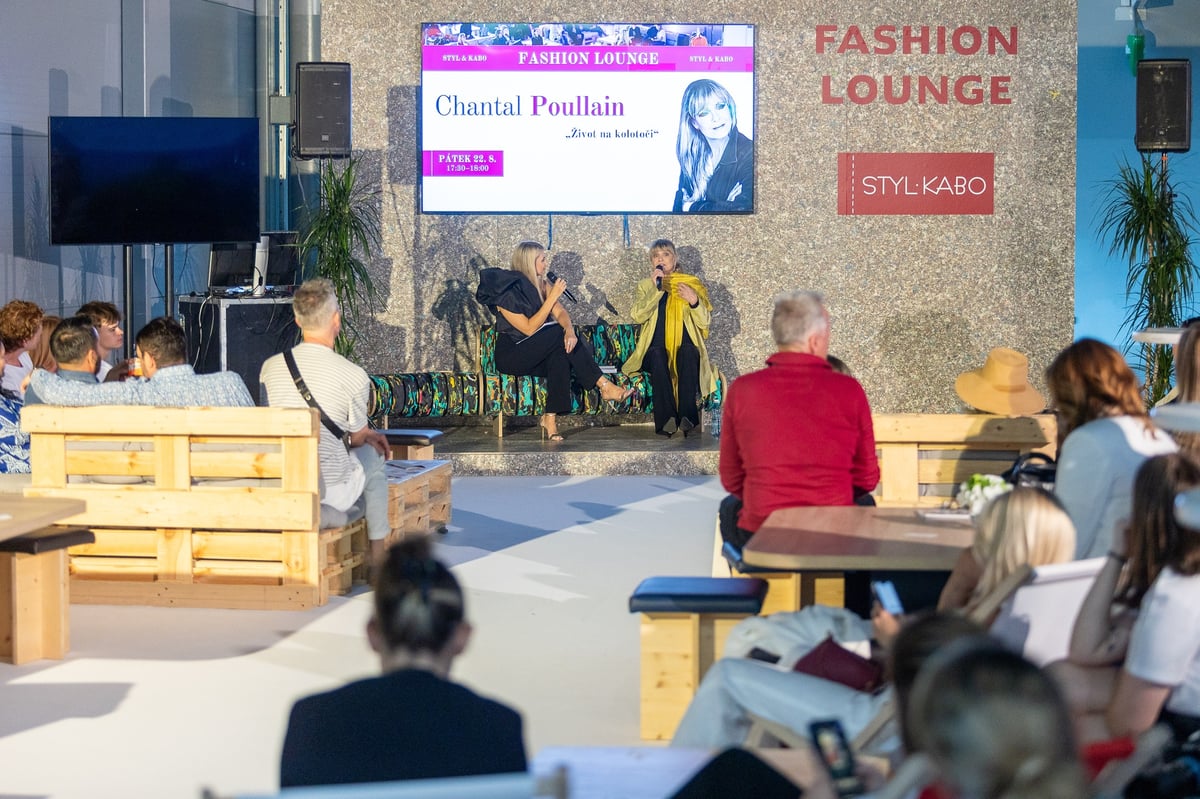 Ve Fashion Lounge si na své přijdou jak profesionálové, tak zvídaví fashion lovers.