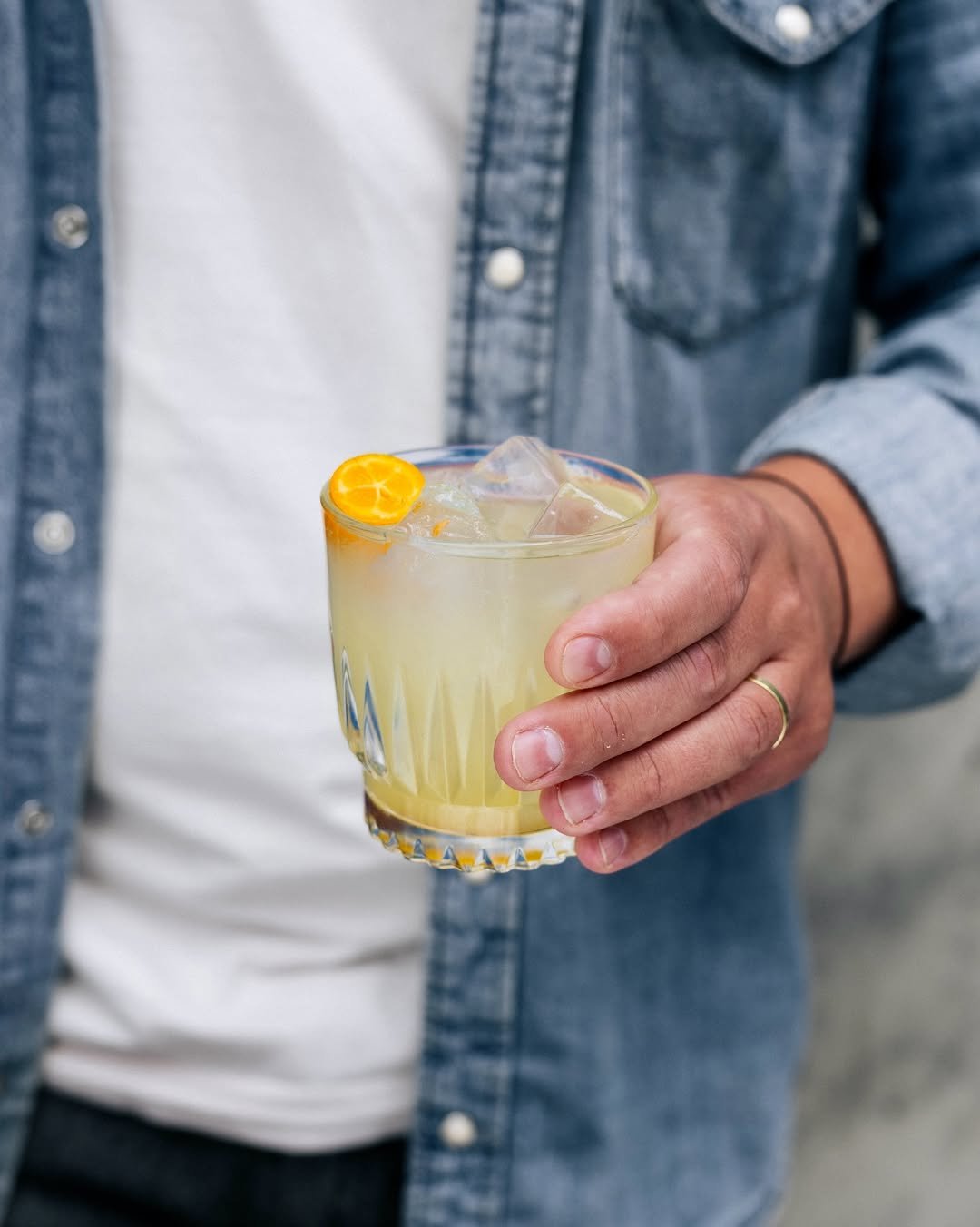 Cody v Kalifornii je stejně nízkotučný, avšak o level exotičtější nežli klasická skinny bitch.