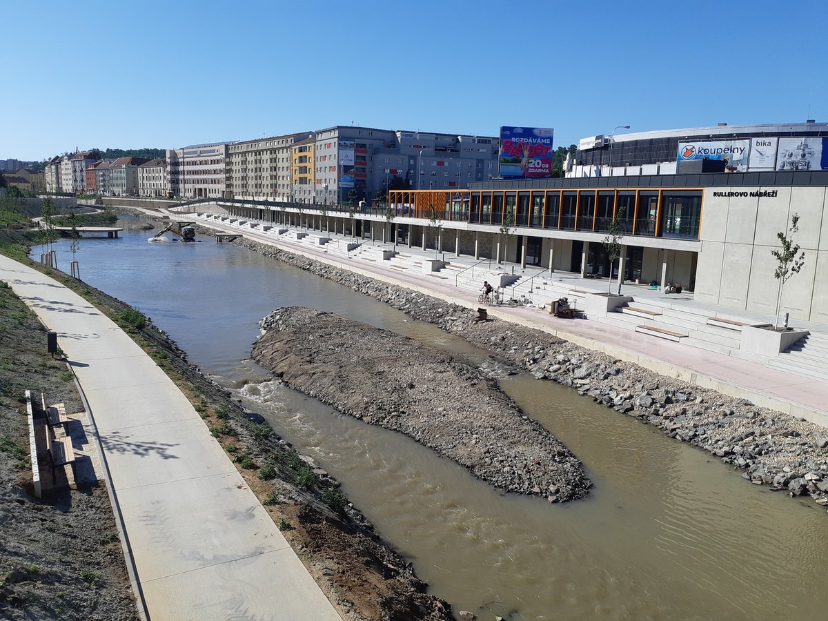 Náplavka, foceno 1. 7. 2025.