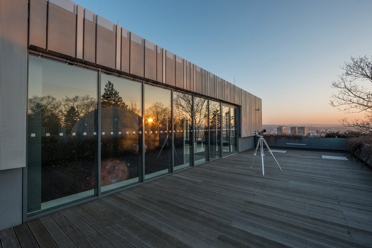 Venkovní terasa / pozorovatelna na brněnské hvězdárně