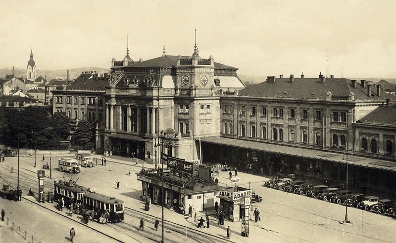 Pohled na brněnské hlavní nádraží ve 30. letech 20. století