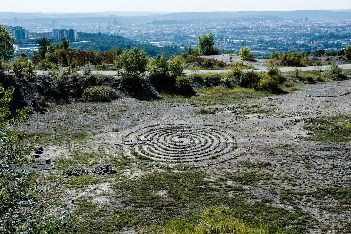 Brněnská "planina Nazca"