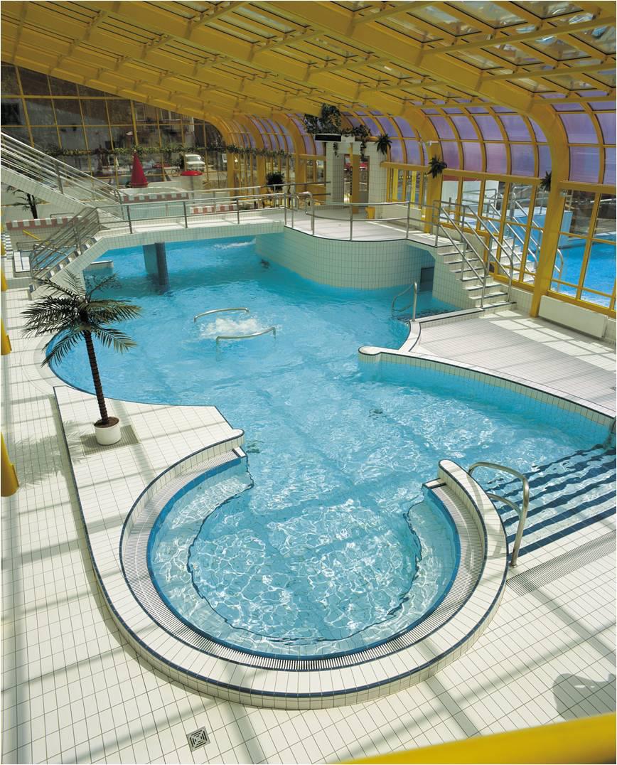 Vnitřní bazen v Aquaparku Vyškov