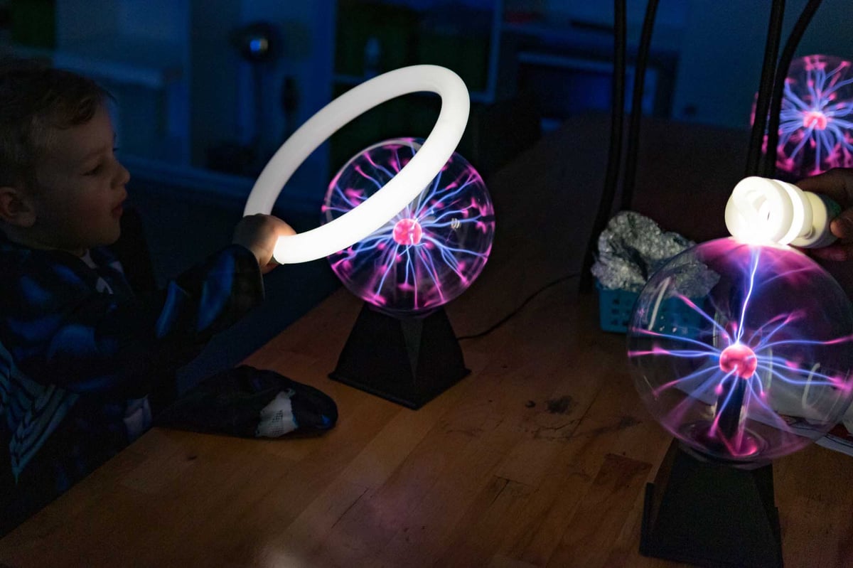 O víkendu 8.–9. listopadu ve VIDA! uvidíte téměř padesát vědeckých show s pokusy pro celou rodinu.