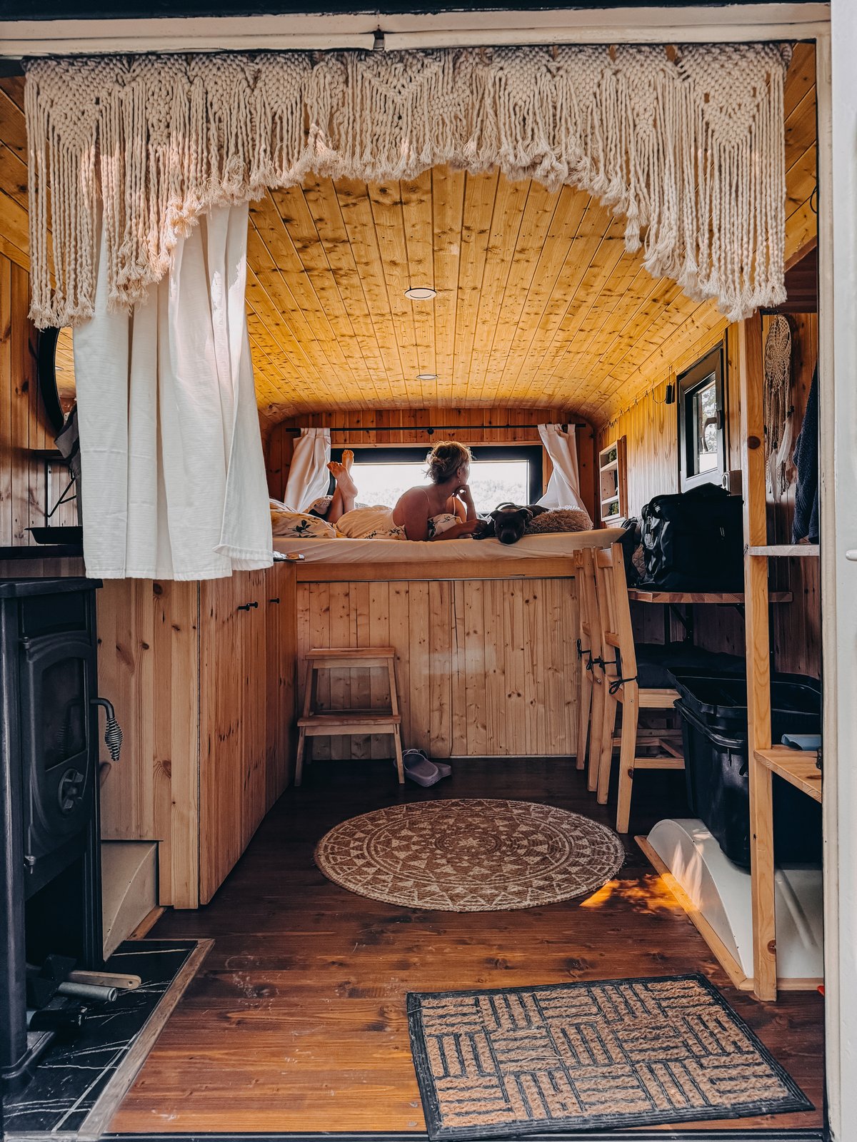 Milovníky dobrého vína čeká selekce vín z Jižní Moravy z rodinného vinařství Slunná vinice. 