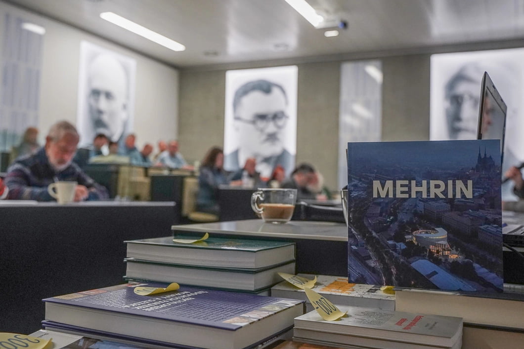 Nemusíte být historik, aby vás lákalo doplňovat bílá místa na mapě minulosti