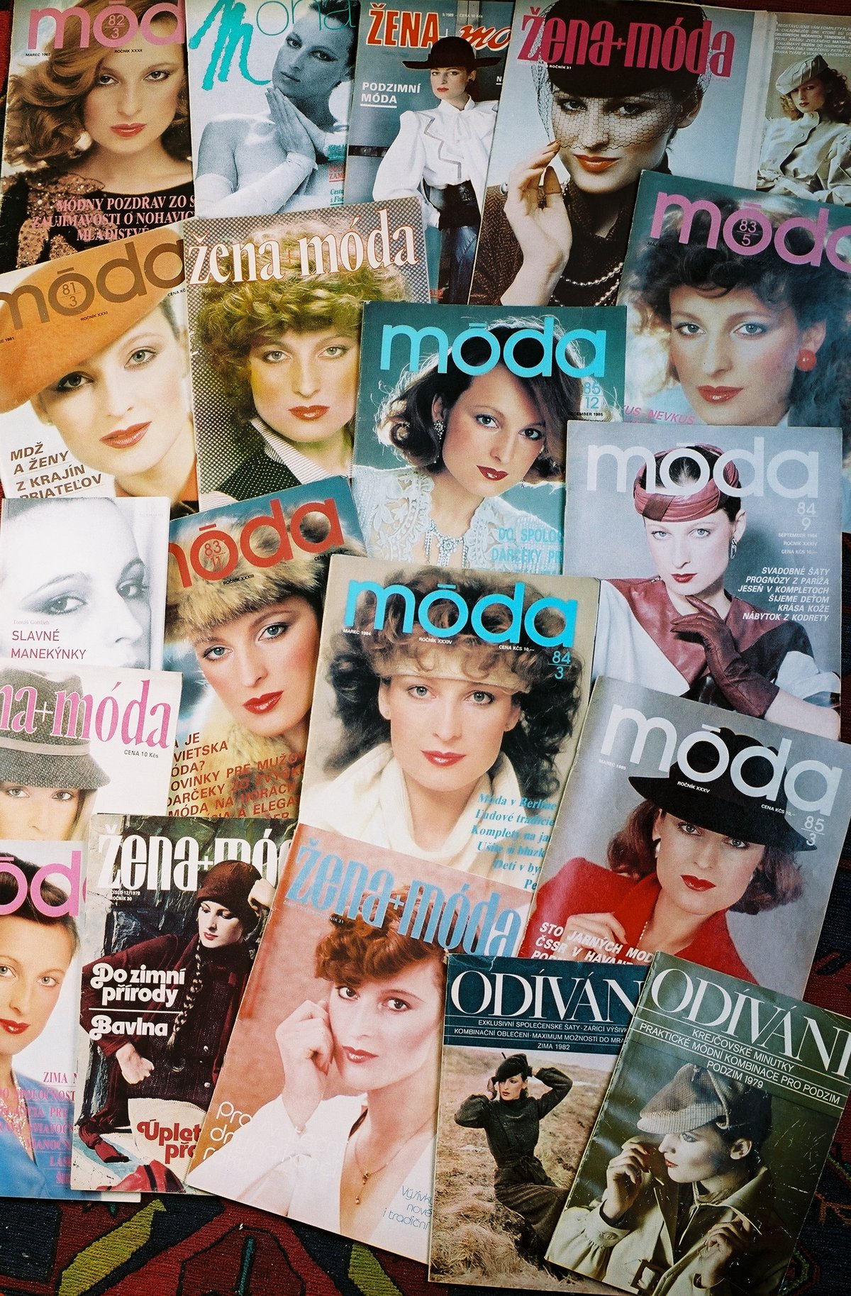 Koláž titulek s Markízou