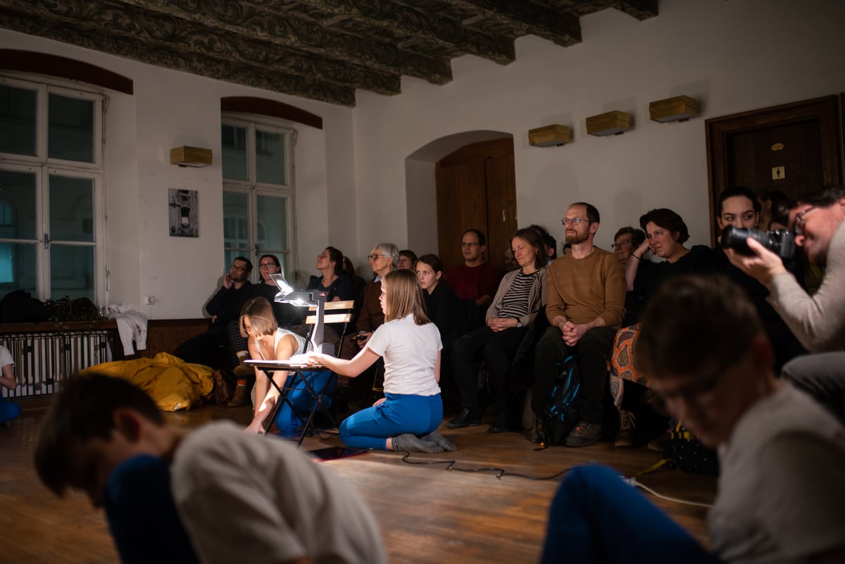 Od prvních zkoušek k potlesku publika.