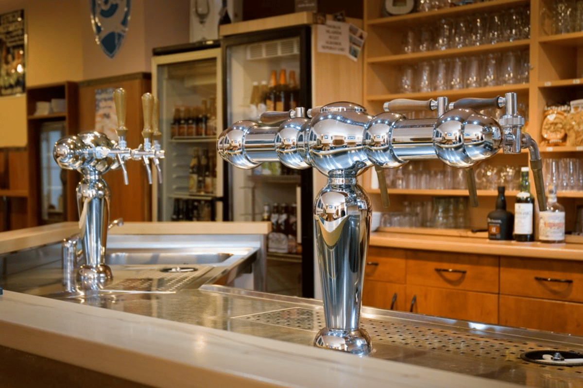 Výčep v Ochutnávkové pivnici na Lidické