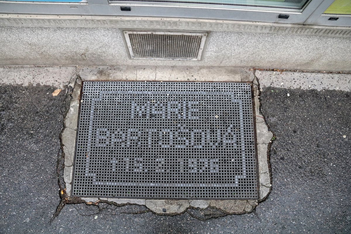 Pamětní deska Marie Bartošové