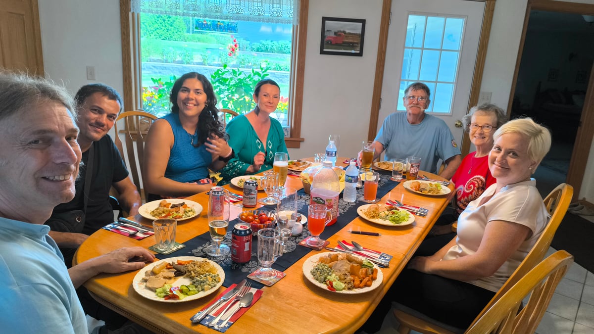 Během cesty Radost navázala nové kontakty a zanechala otisk v srdcích krajanů.