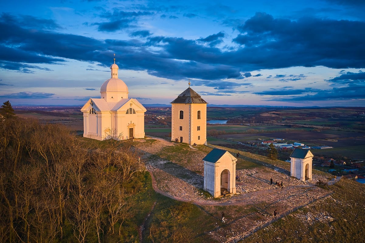 Vinařství Fučík se nachází přímo pod Svatým kopečkem v Mikulově.