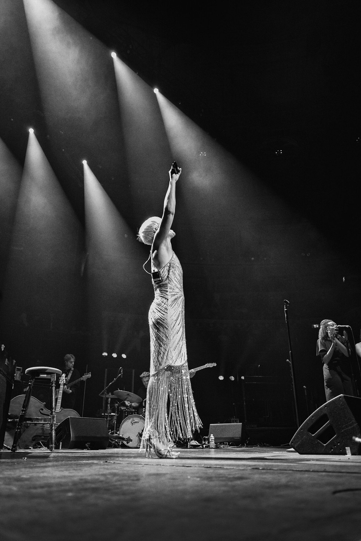 Její skladby jako Girl nebo Trouble si získaly obrovský ohlas