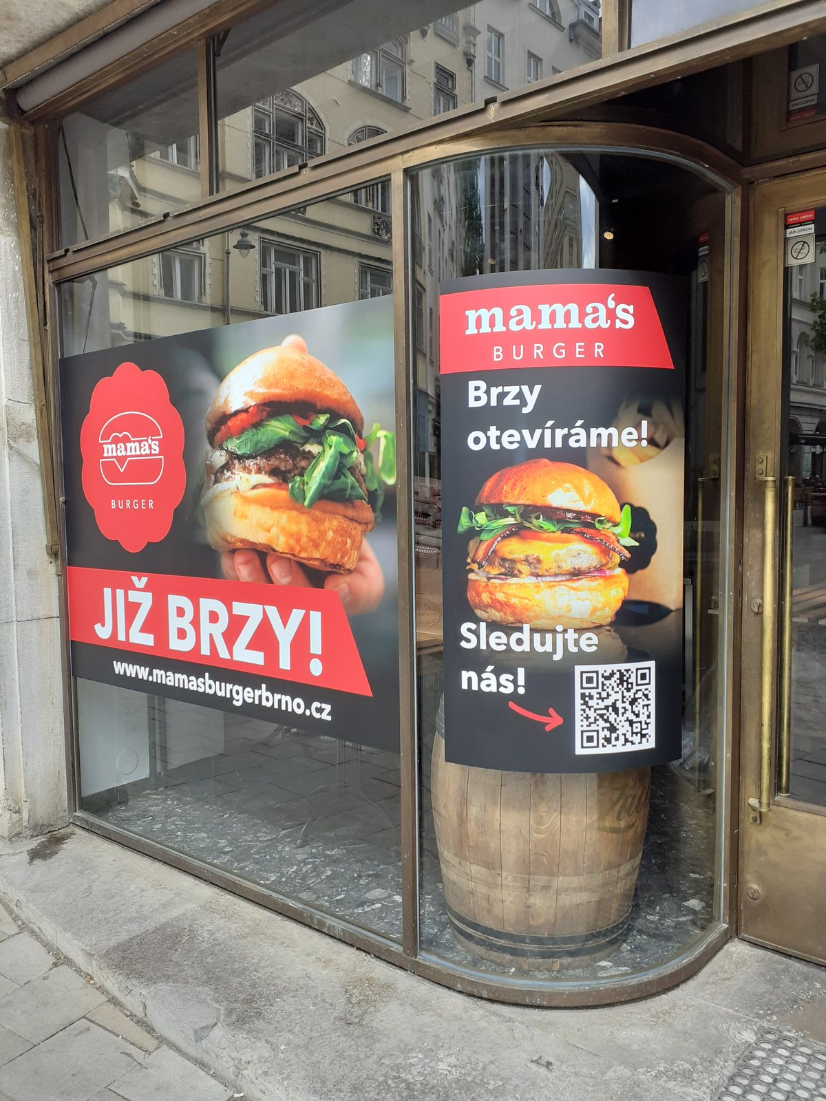 Již brzy se můžete těšit na otevření nové pobočky Mama's Burger přímo na Jakubském náměstí