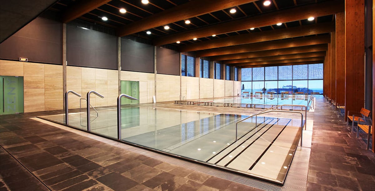 Krytý bazén Kraví hora