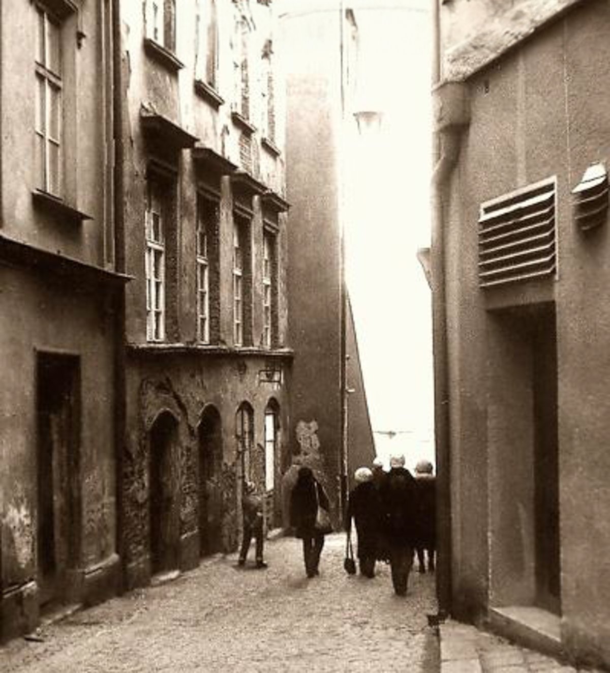 Peroutková - pohled ze Starobrněnské ulice