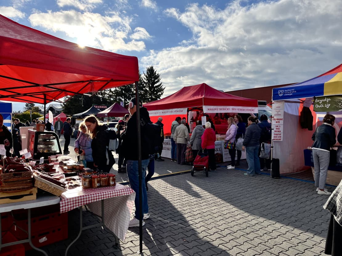 Farmářské trhy Lesná