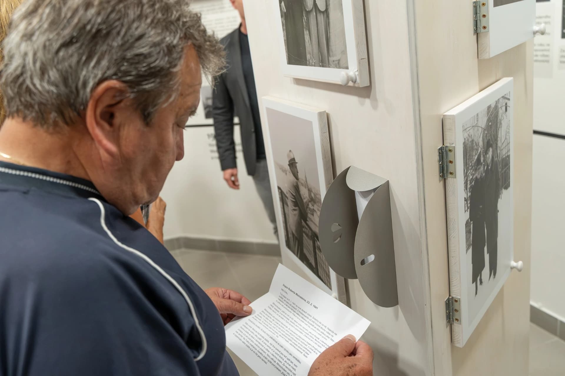 Fotografie, dopis nebo deník mohou vyprávět víc než seznam letopočtů