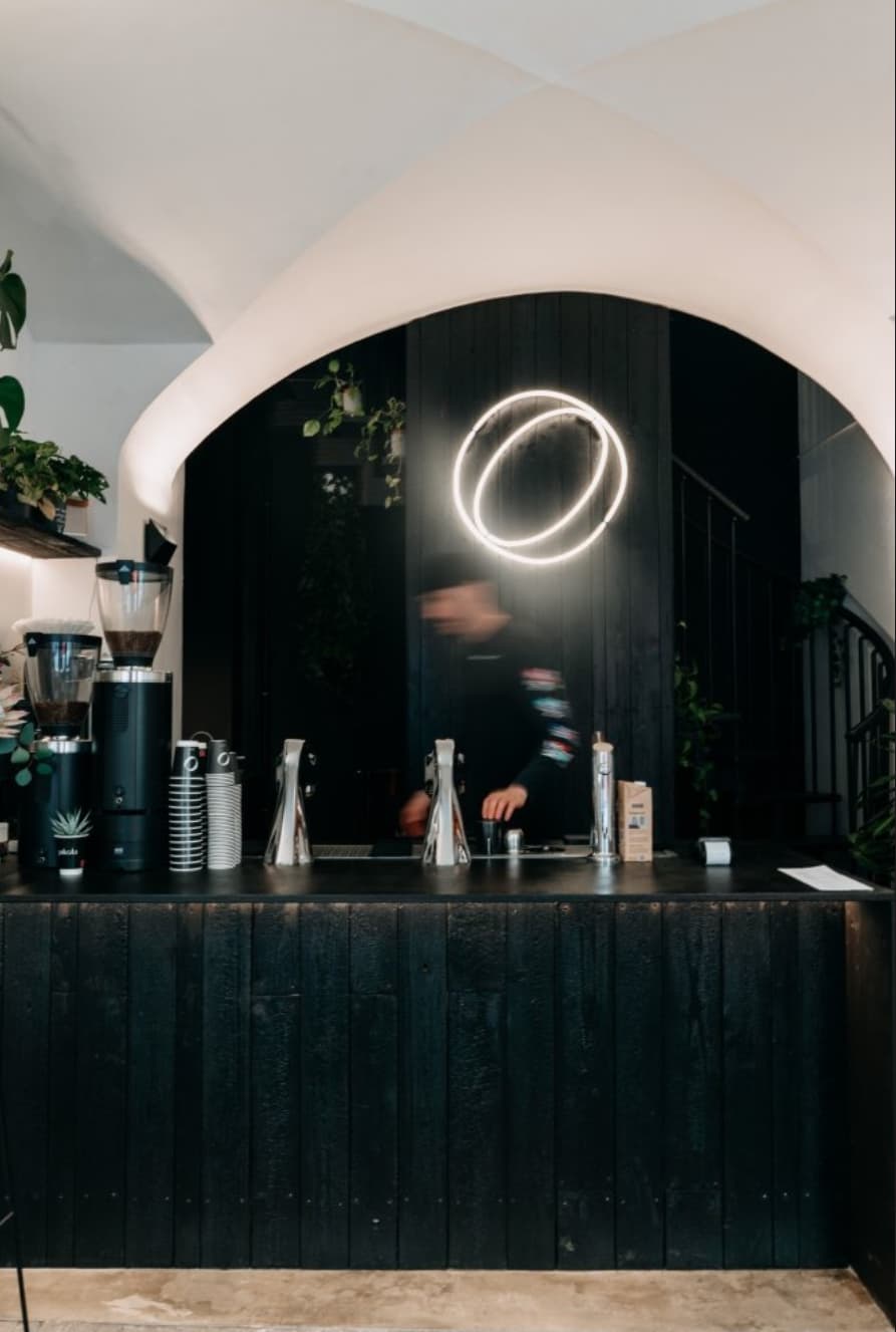 Místo