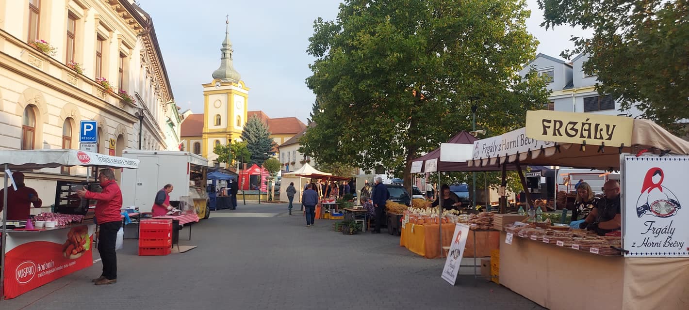 Farmářské trhy ve Šlapanicích