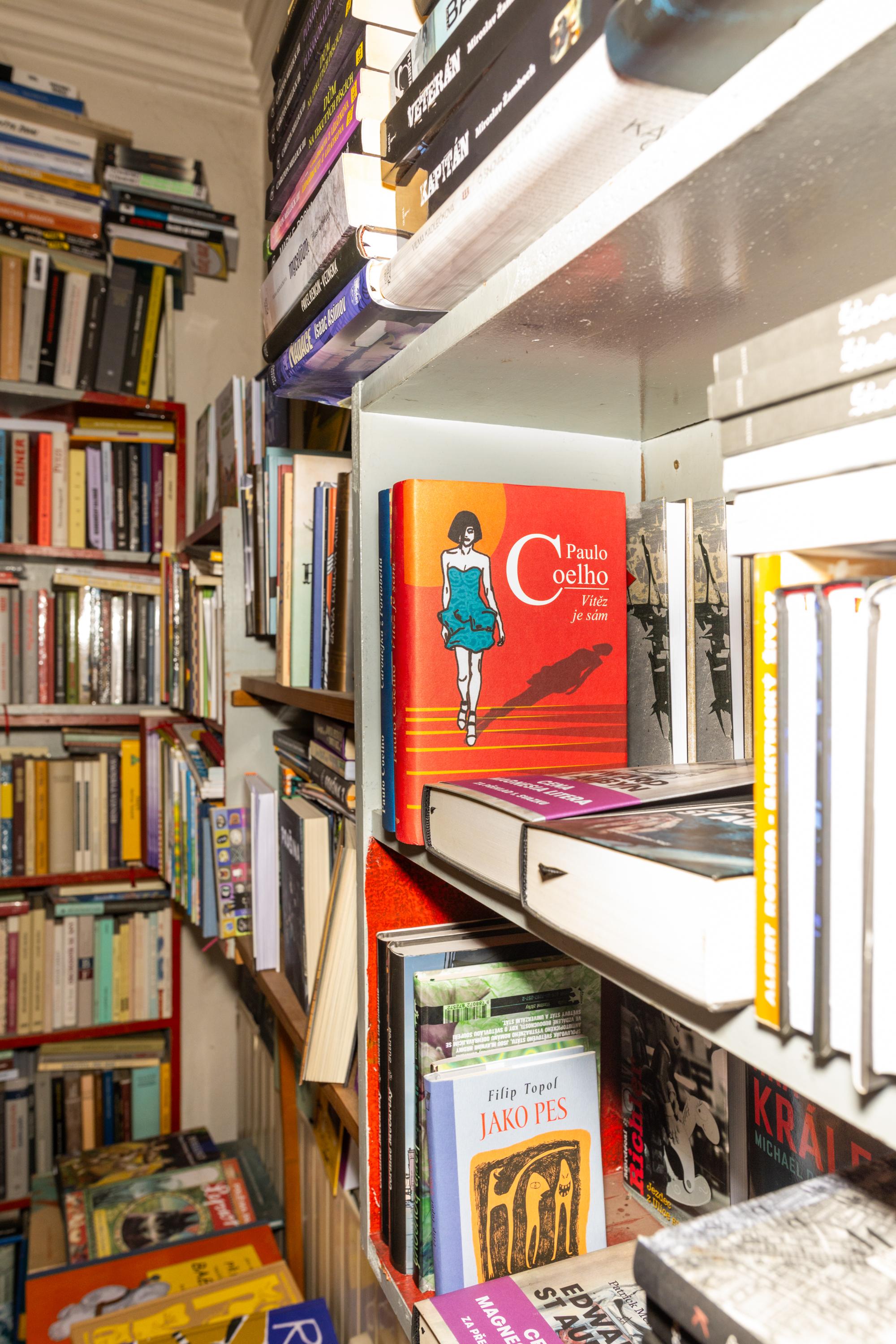 Knihkupectví Radek Král - Skleněná louka