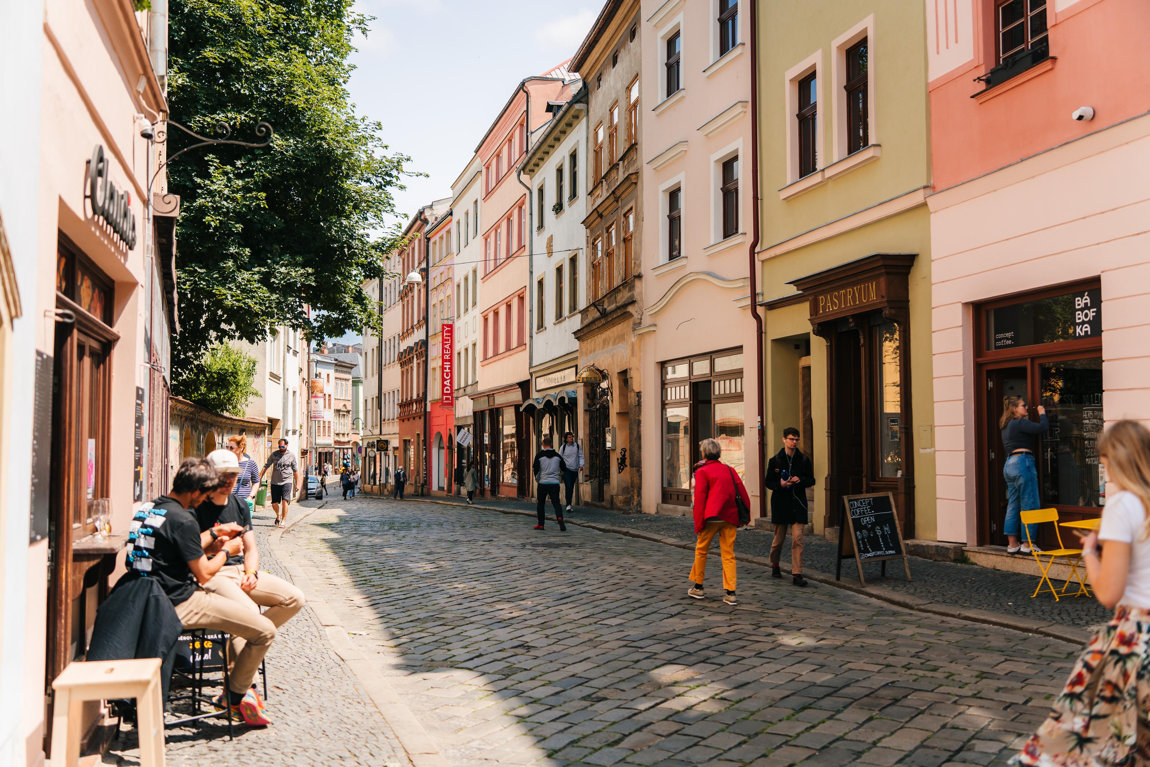 Pohled do olomoucké Ztracené ulice.