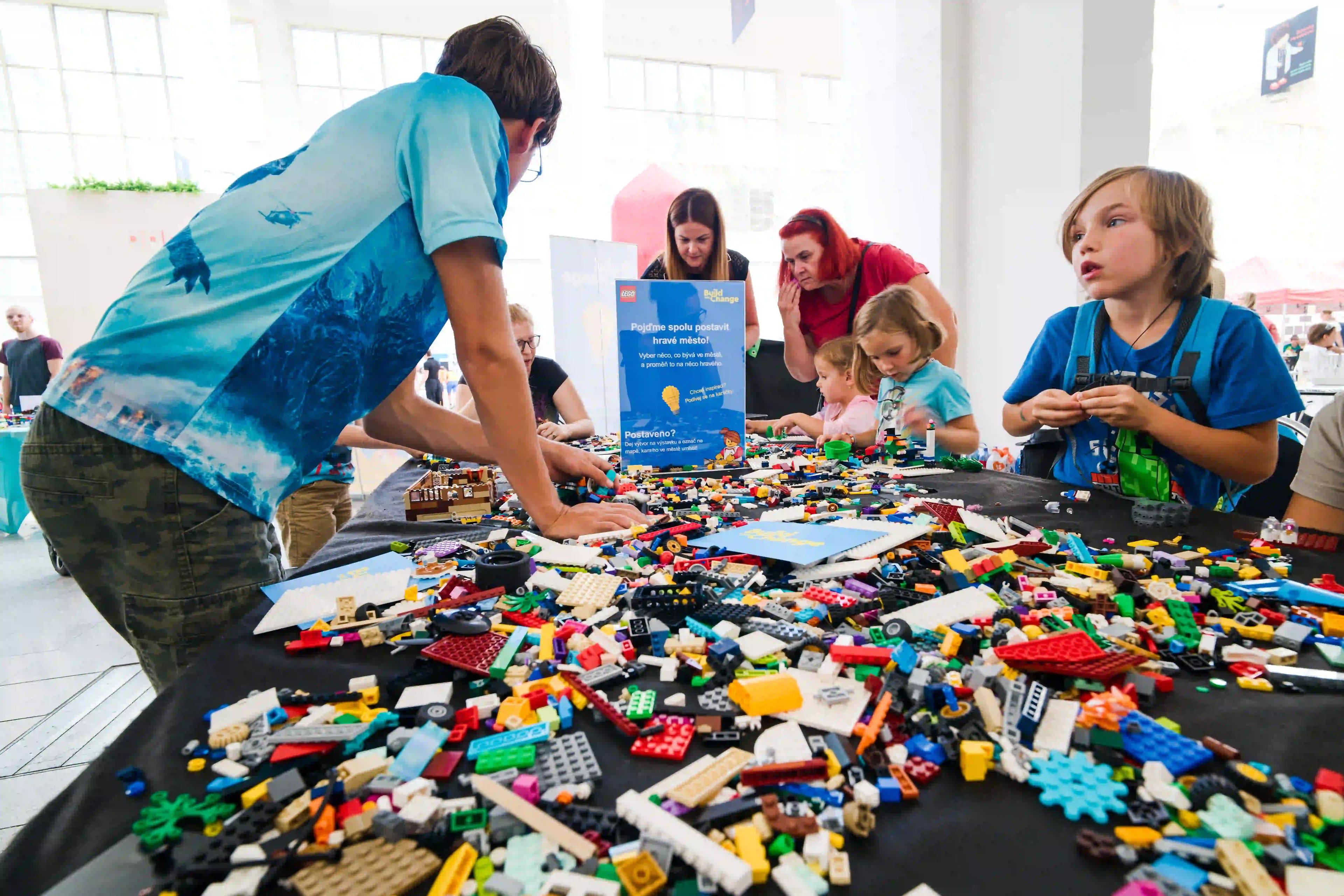 Na LEGO® workshopu si vyzkoušíte programování i technické úkoly