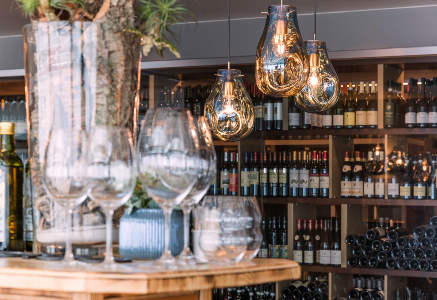 Vychutnejte si s výborným jídlem také kvalitní víno