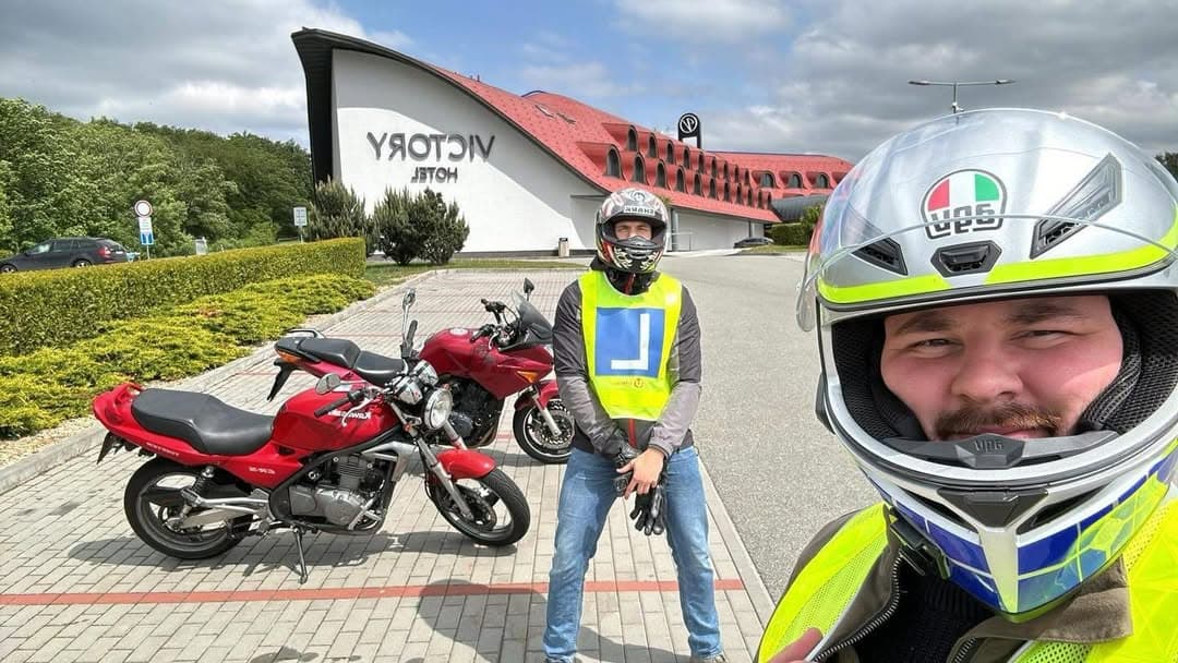 V Driving School Brno sází na individuální přístup.