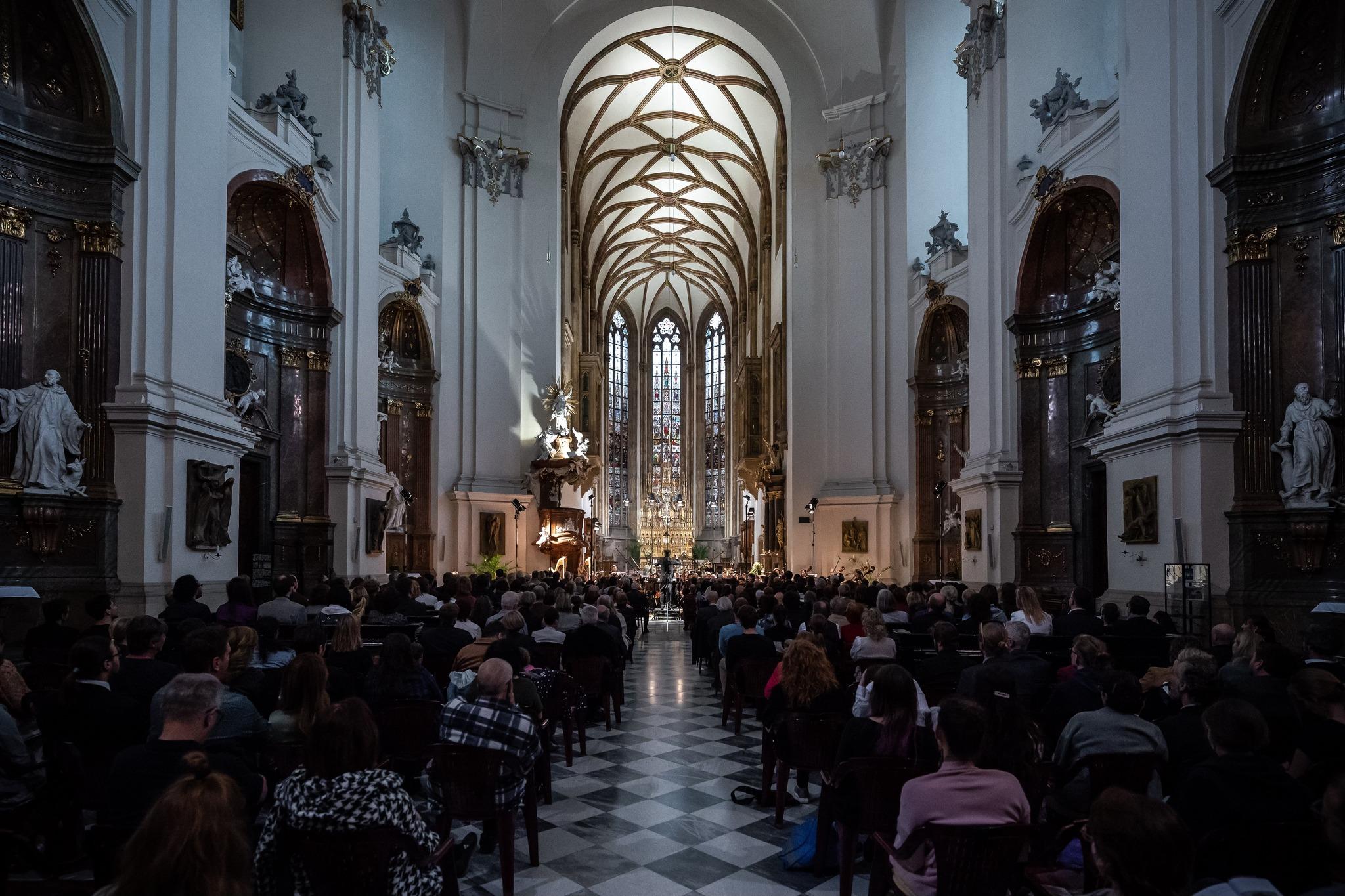 Hudba rozjasní vaše dny