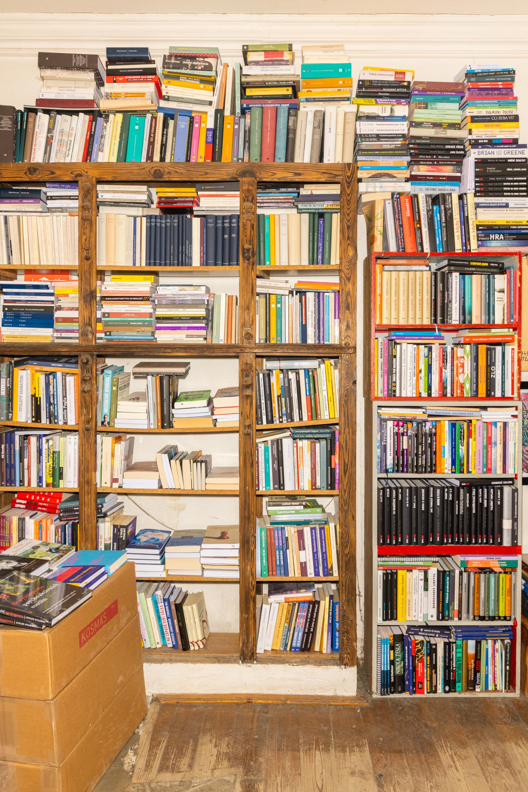 Knihkupectví Radek Král - Skleněná louka