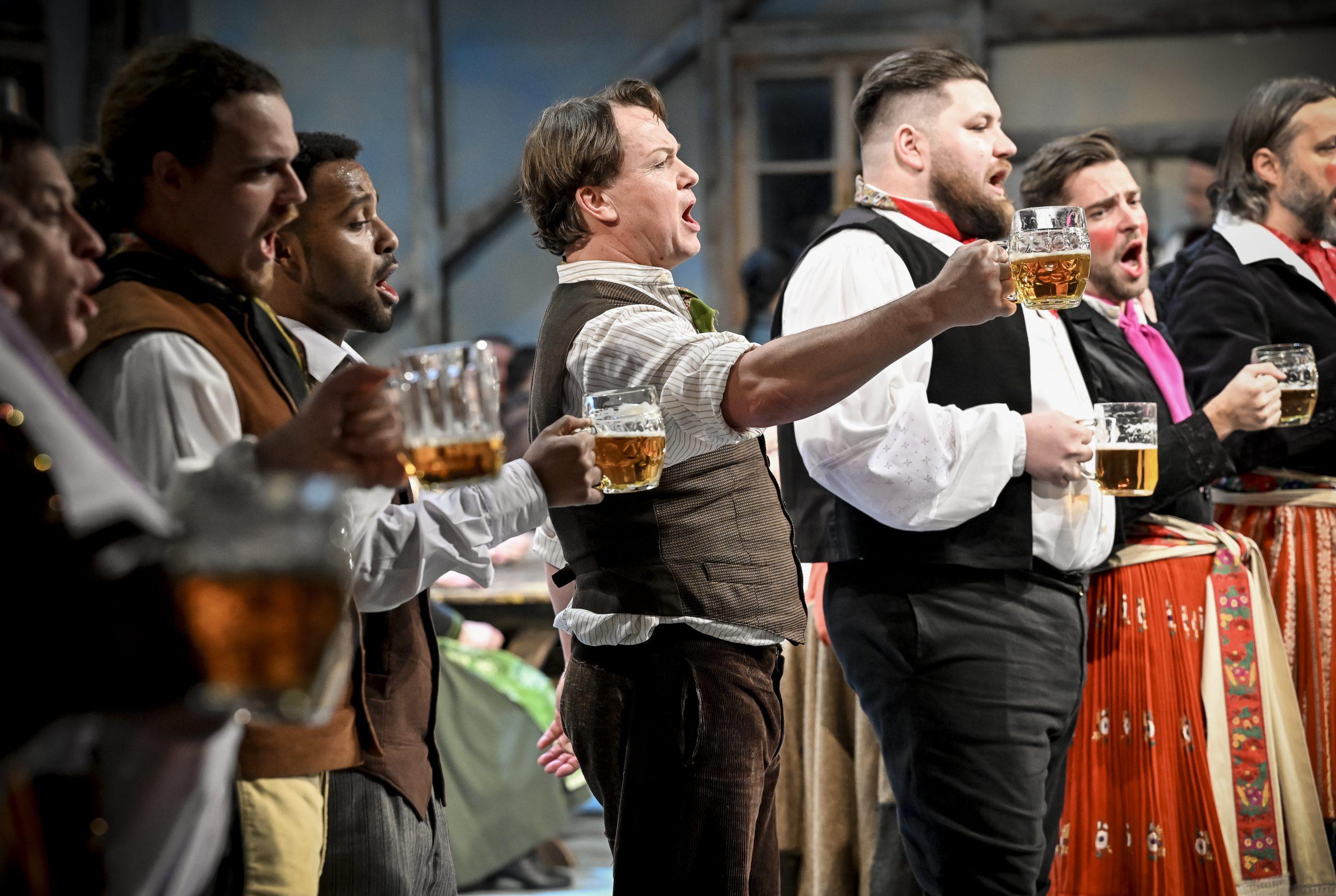 Opera Prodaná nevěsta