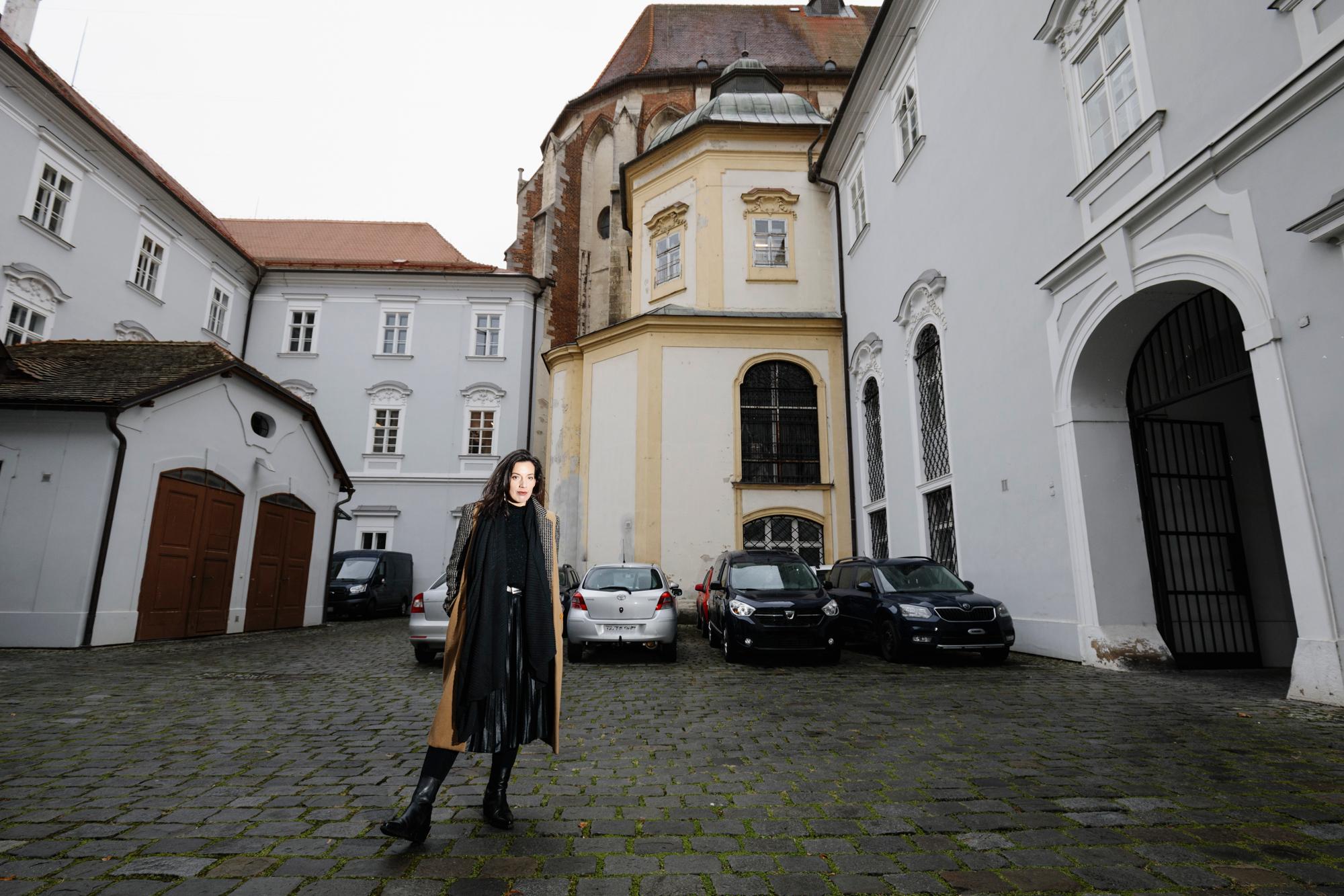 Nádvoří u Místodržitelského paláce..