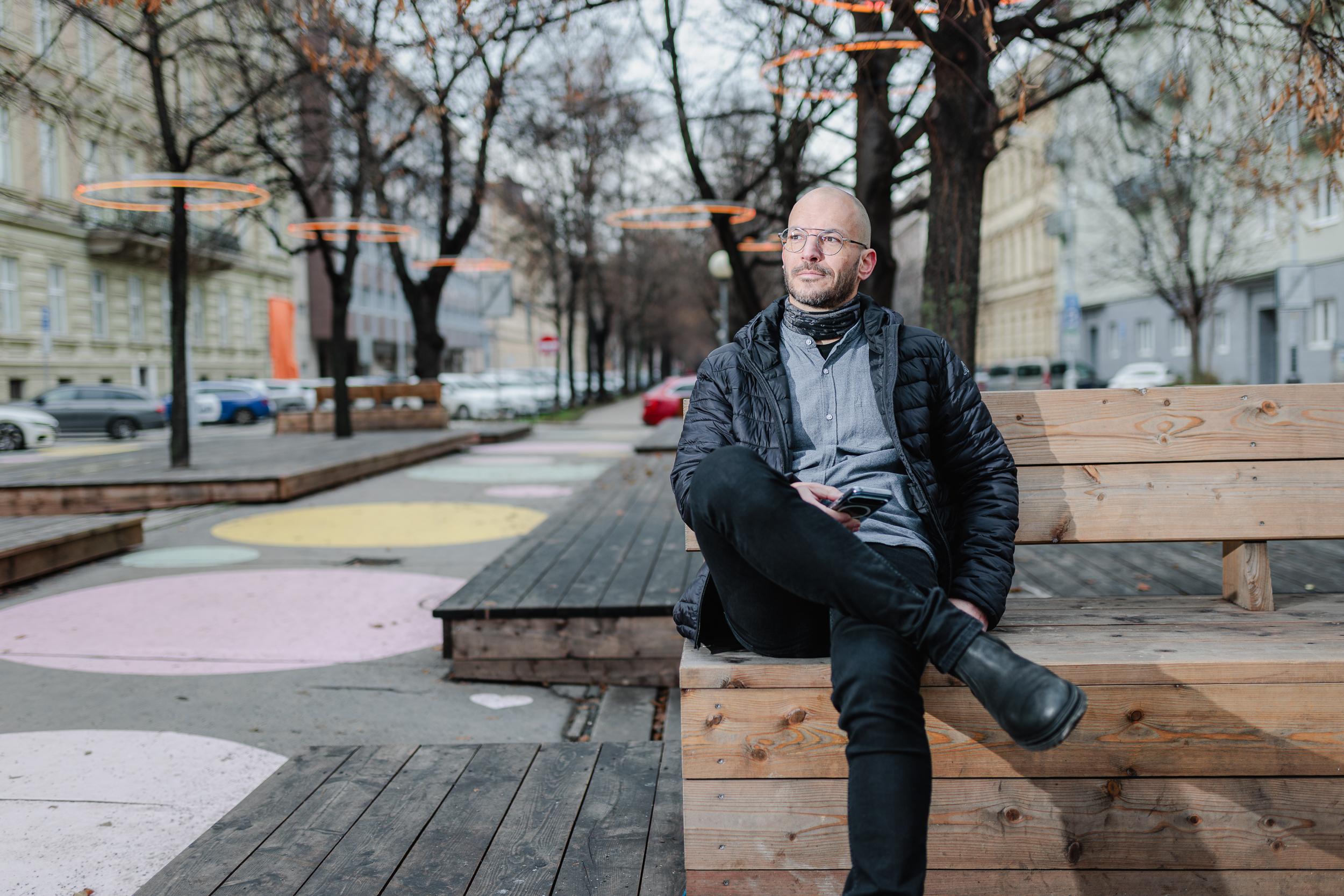 Jan Tesárek na tř. kpt. Jaroše