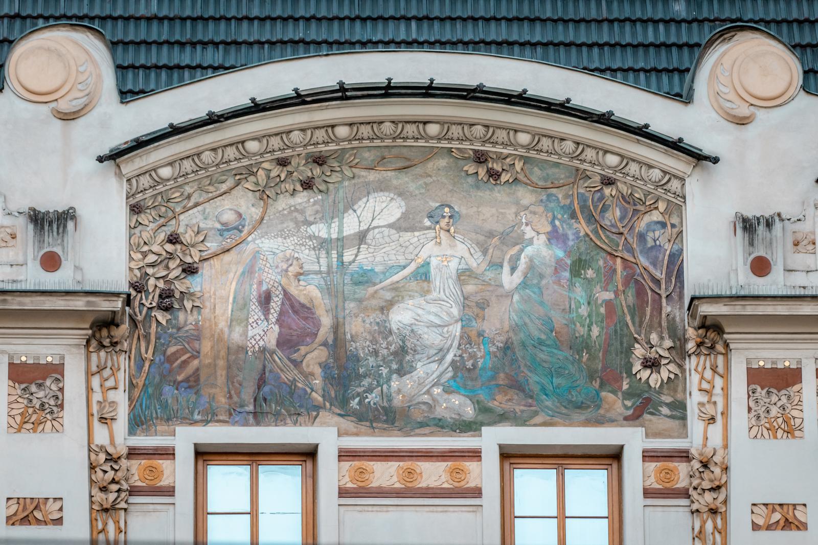 Secesní mozaika na přístavbě Grandhotelu