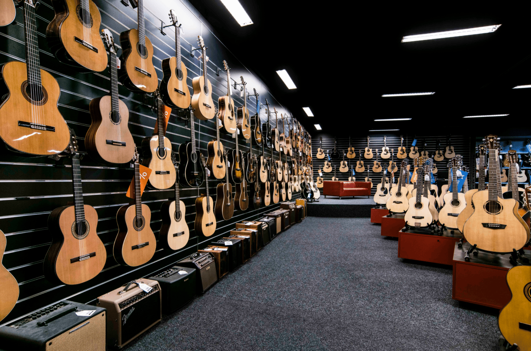 Prodejna hudebních nástrojů na Lidické