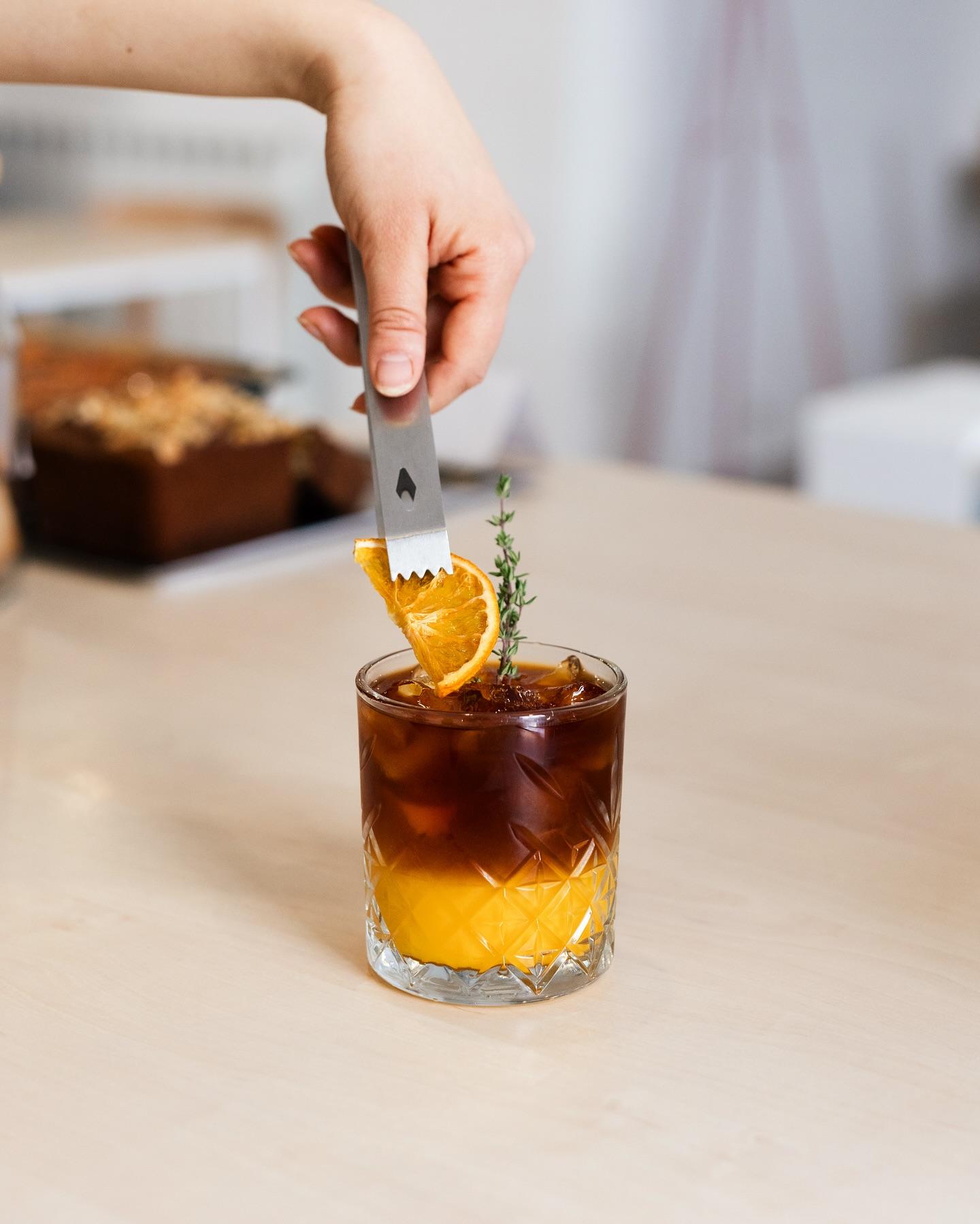 Kofein na ledu: Kam na kávu s twistem?