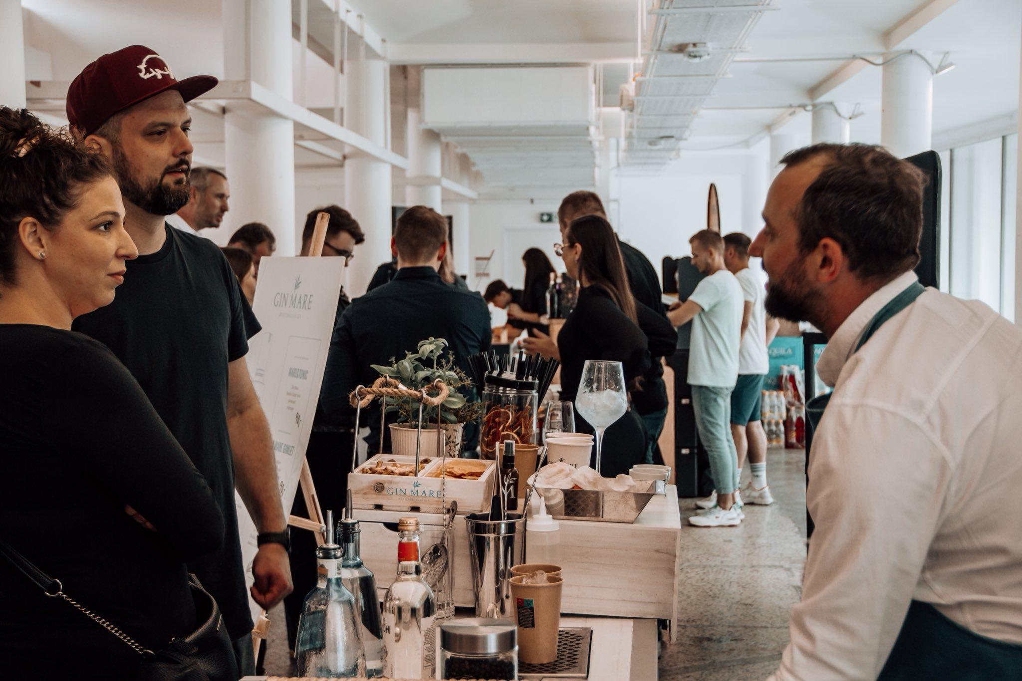 Zhruba 90 procent ginu, který se prodá je právě v koktejlu GT.