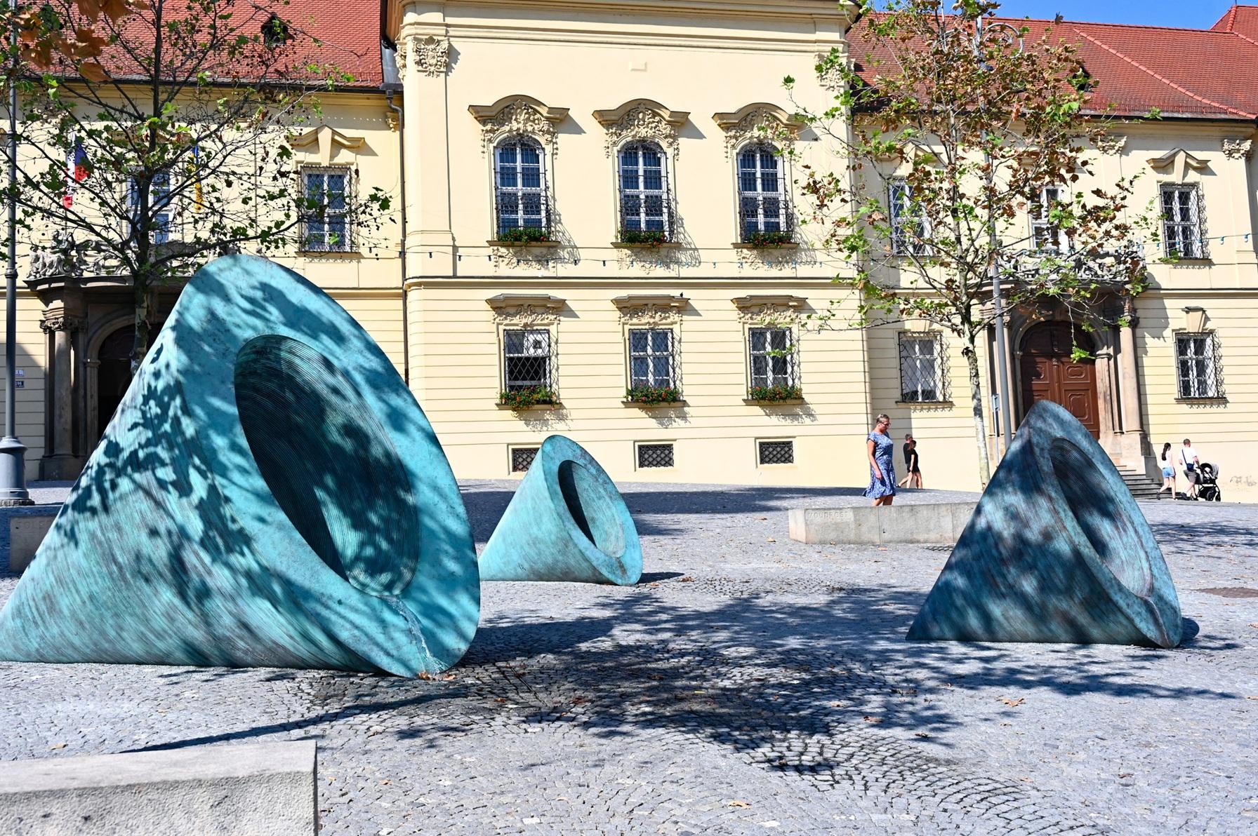 Vodní prvek na Dominikánském náměstí