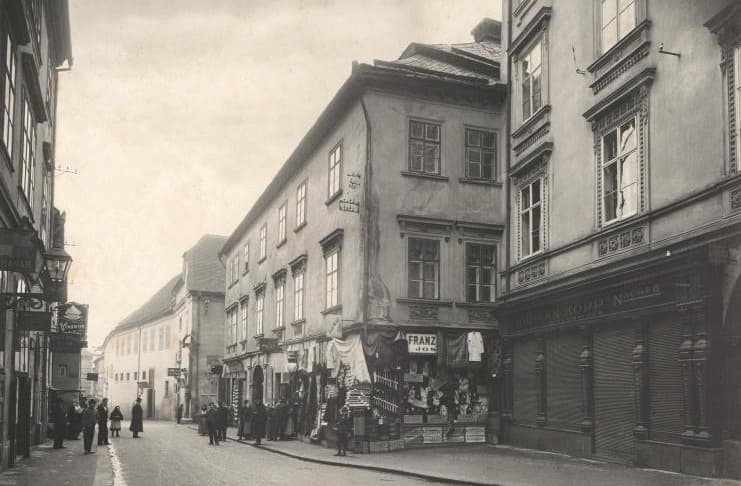 Dům U Kamenné panny na přelomu 19. a 20. stol.