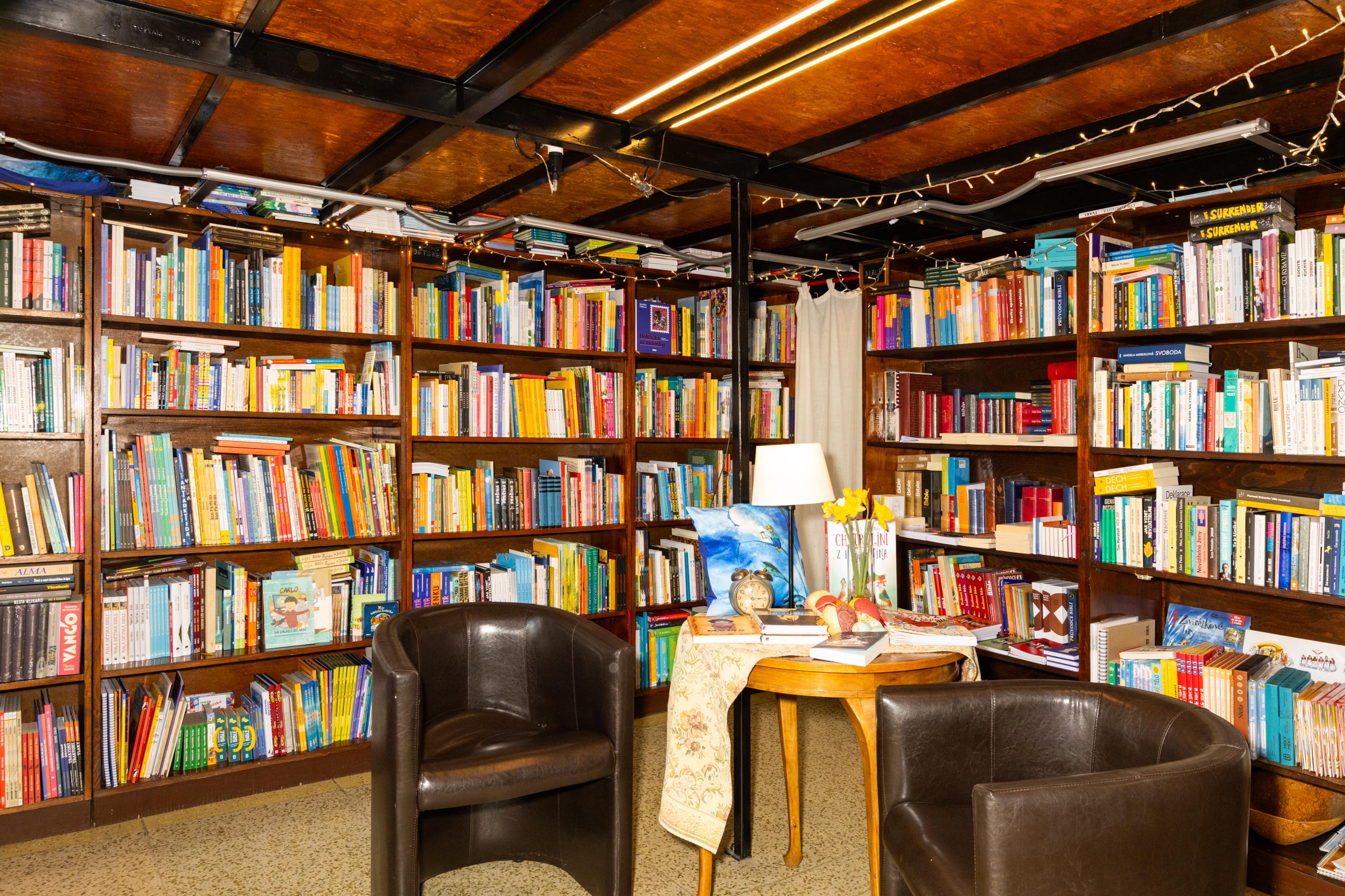 Knihkupectví a galerie Světlo