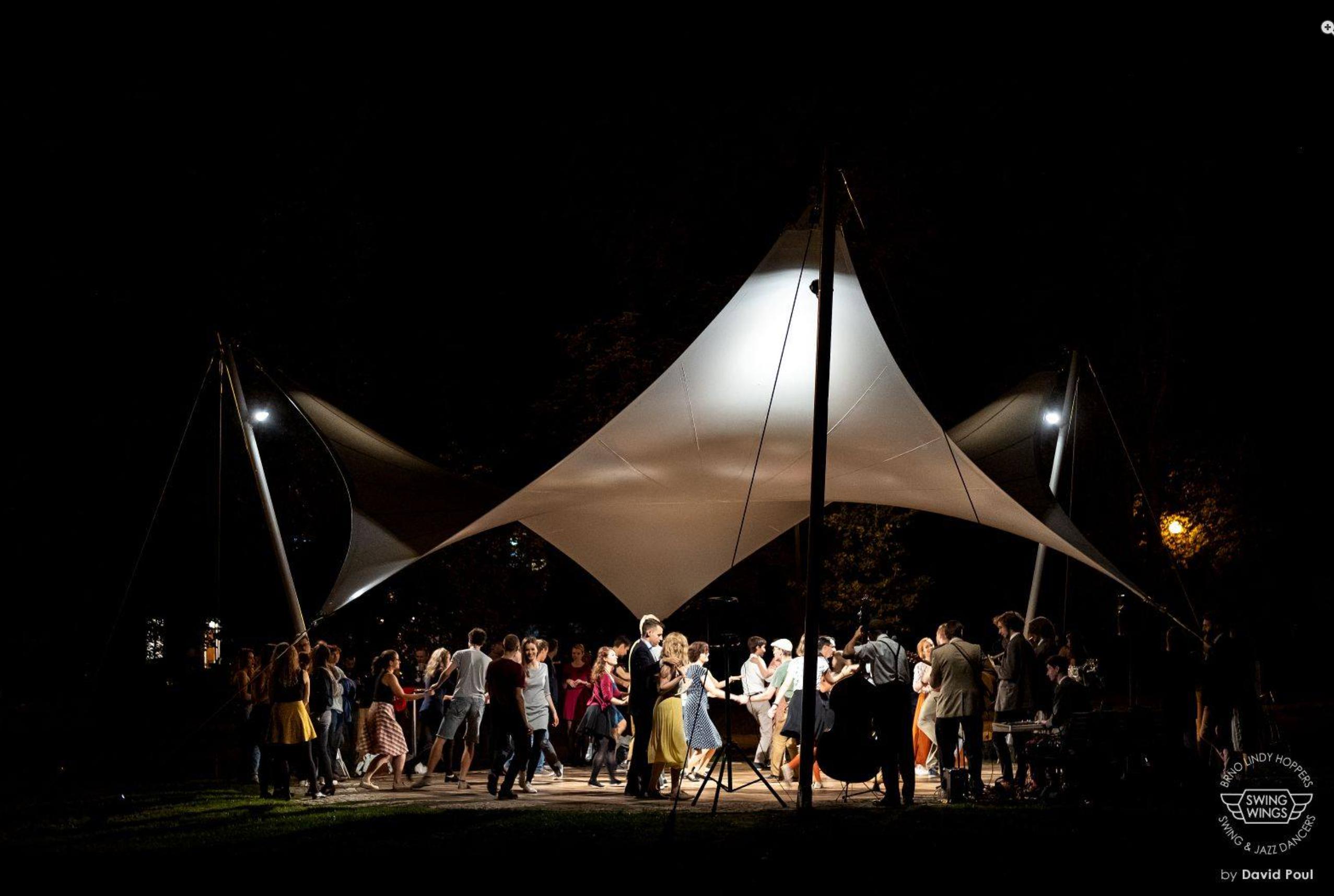 Zrealizovaný projekt Altánek – tančírna v parku