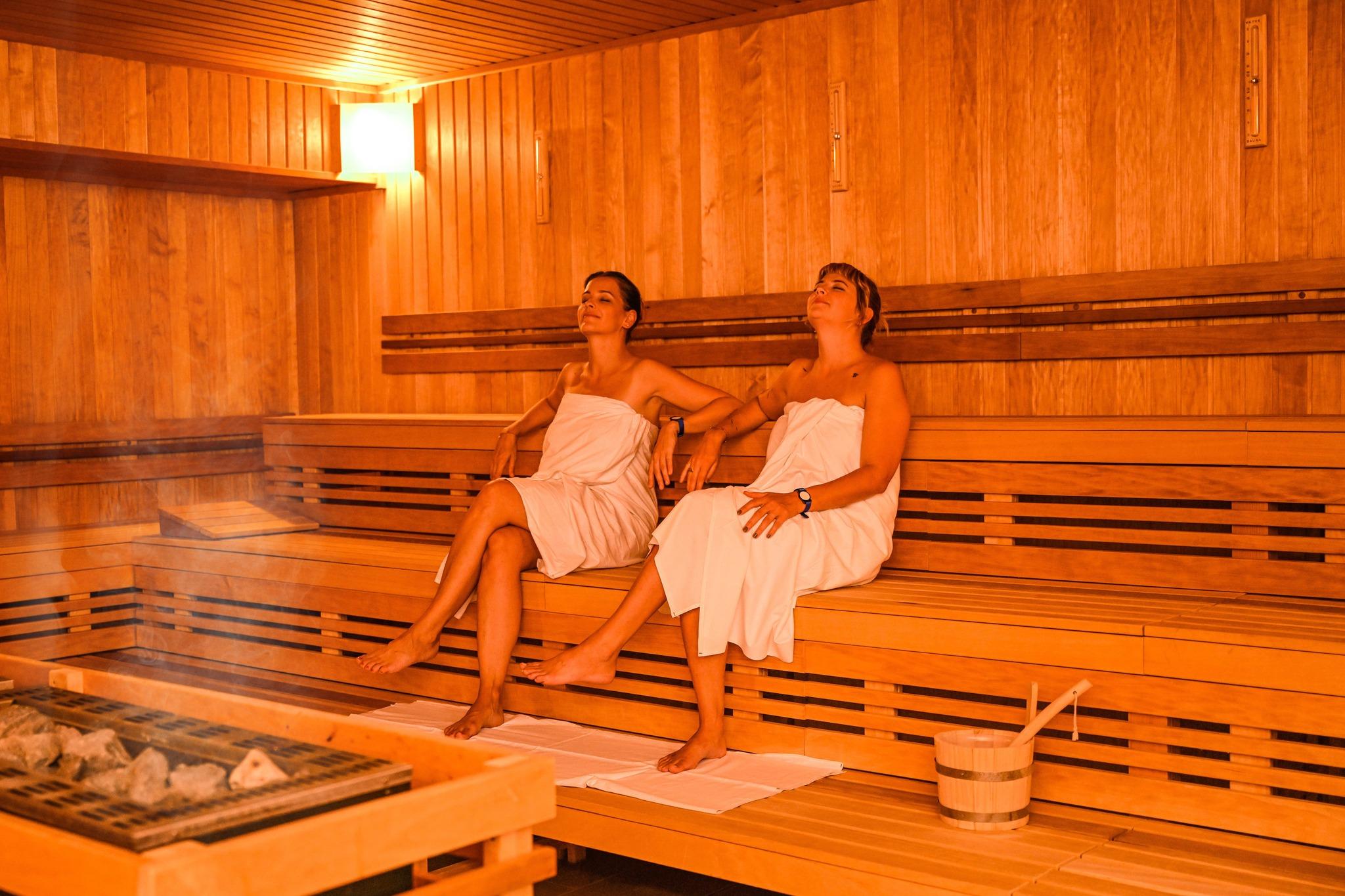 Odpočiňte si třeba ve Wellness Bazény Lužánky.