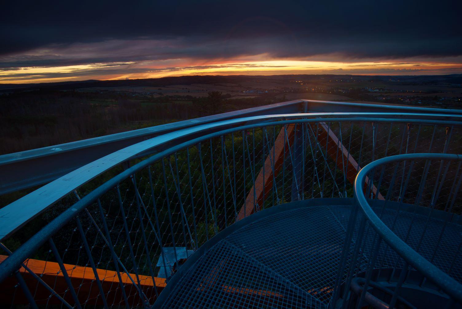 Výhledy z rozhledny na Pekelném kopci