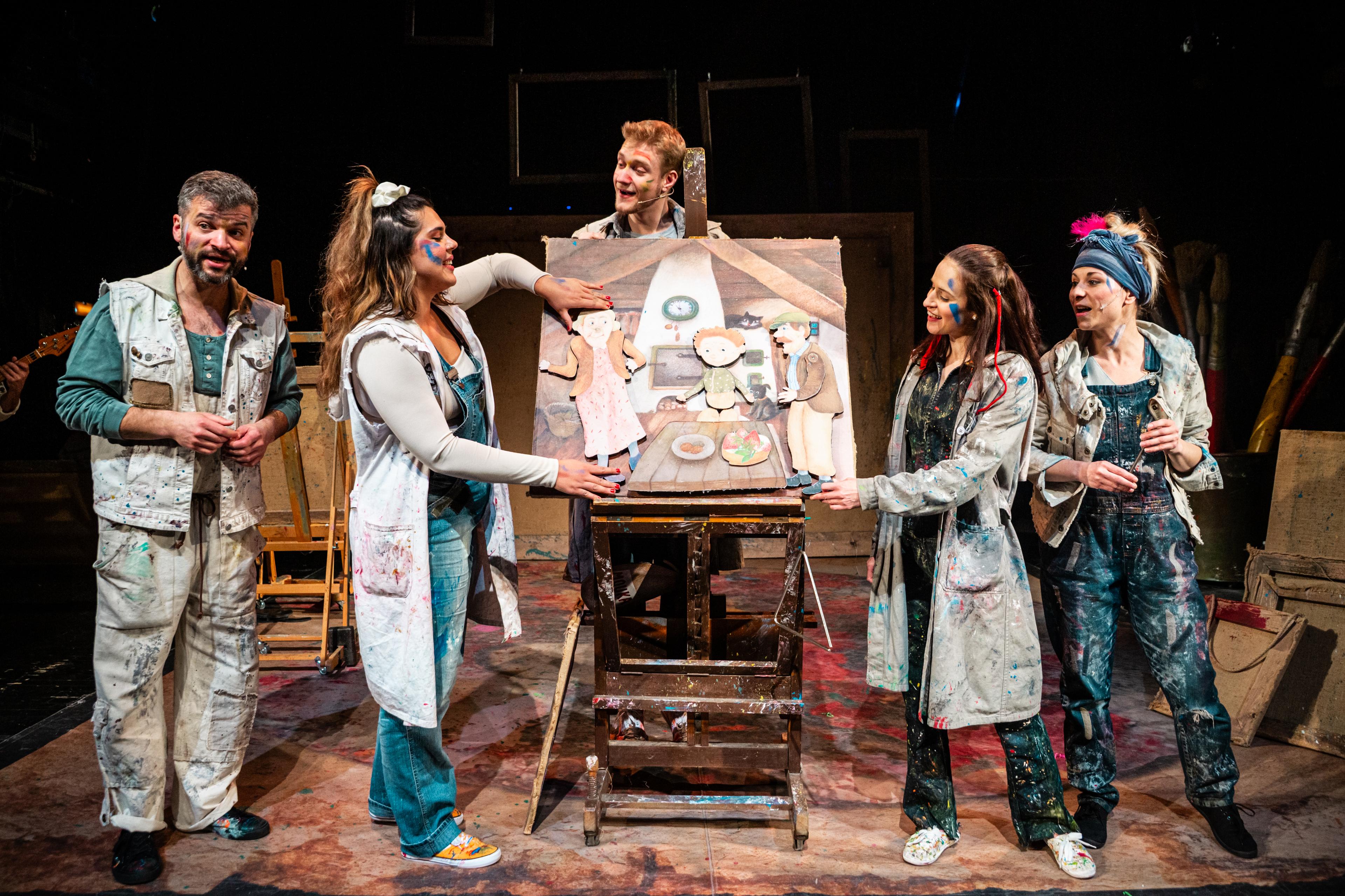 Knižní tvorbu obou autorů dlouhodobě provázejí působivé ilustrace Vlasty Baránkové, která se nyní podílí i na podobě Operek v Divadle Radost.